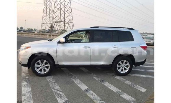 Buy Import Toyota Highlander Other Car in Import - Dubai in Somalia Buy Import Toyota Highlander Other Car in Import - Dubai in Somalia