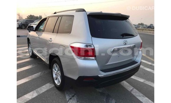 Buy Import Toyota Highlander Other Car in Import - Dubai in Somalia Buy Import Toyota Highlander Other Car in Import - Dubai in Somalia