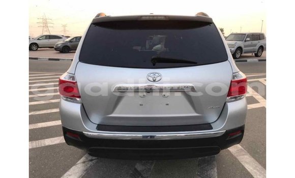 Buy Import Toyota Highlander Other Car in Import - Dubai in Somalia Buy Import Toyota Highlander Other Car in Import - Dubai in Somalia