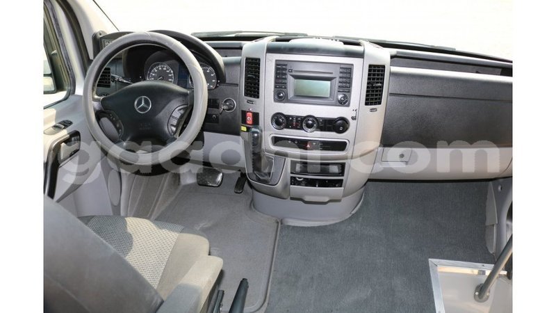 Big with watermark mercedes benz 190 somalia import dubai 2775