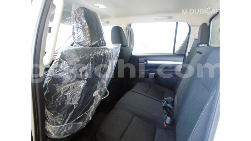 Big with watermark toyota hilux somalia import dubai 2777