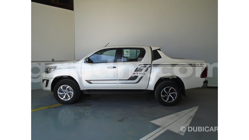 Big with watermark toyota hilux somalia import dubai 2777