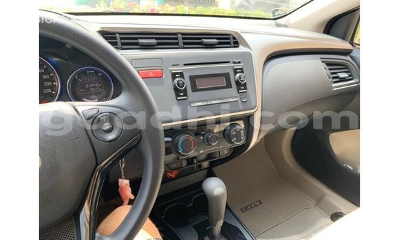 اشتري Imported Honda City آخر سيارة في Import - Dubai في الصومال اشتري Imported Honda City آخر سيارة في Import - Dubai في الصومال