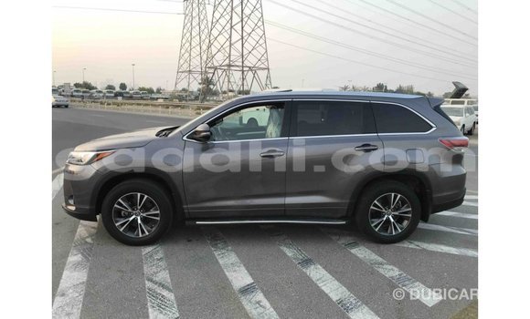 Buy Import Toyota Highlander Other Car in Import - Dubai in Somalia Buy Import Toyota Highlander Other Car in Import - Dubai in Somalia