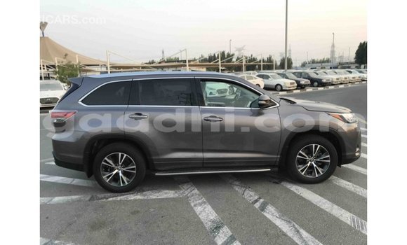 Buy Import Toyota Highlander Other Car in Import - Dubai in Somalia Buy Import Toyota Highlander Other Car in Import - Dubai in Somalia