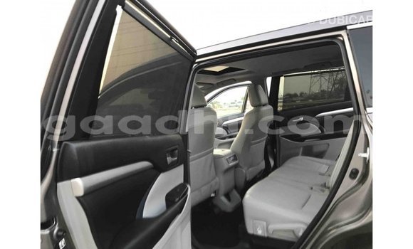 Buy Import Toyota Highlander Other Car in Import - Dubai in Somalia Buy Import Toyota Highlander Other Car in Import - Dubai in Somalia