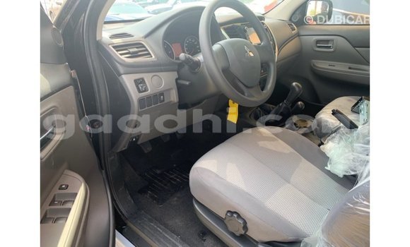 Imported Mitsubishi L200 Black Makiinaa iti Import - Dubai keessatti Somalia keessatti Imported Mitsubishi L200 Black Makiinaa iti Import - Dubai keessatti Somalia keessatti