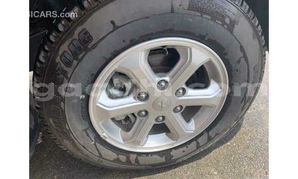 Imported Mitsubishi L200 Black Makiinaa iti Import - Dubai keessatti Somalia keessatti Imported Mitsubishi L200 Black Makiinaa iti Import - Dubai keessatti Somalia keessatti