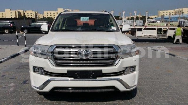 Big with watermark toyota land cruiser somalia import dubai 2783