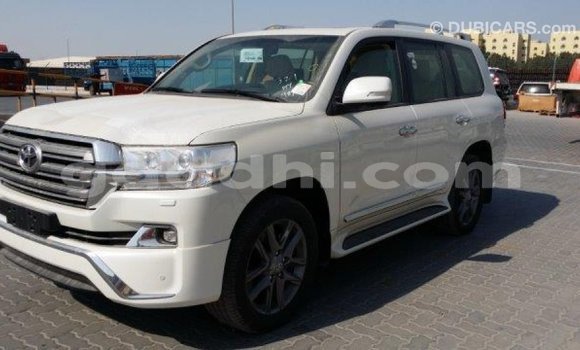 Buy Import Toyota Land Cruiser White Car in Import - Dubai in Somalia Buy Import Toyota Land Cruiser White Car in Import - Dubai in Somalia