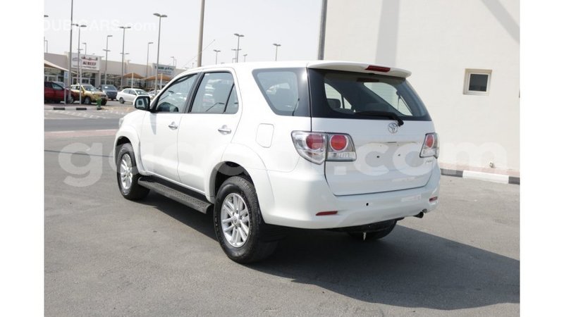 Big with watermark toyota fortuner somalia import dubai 2787