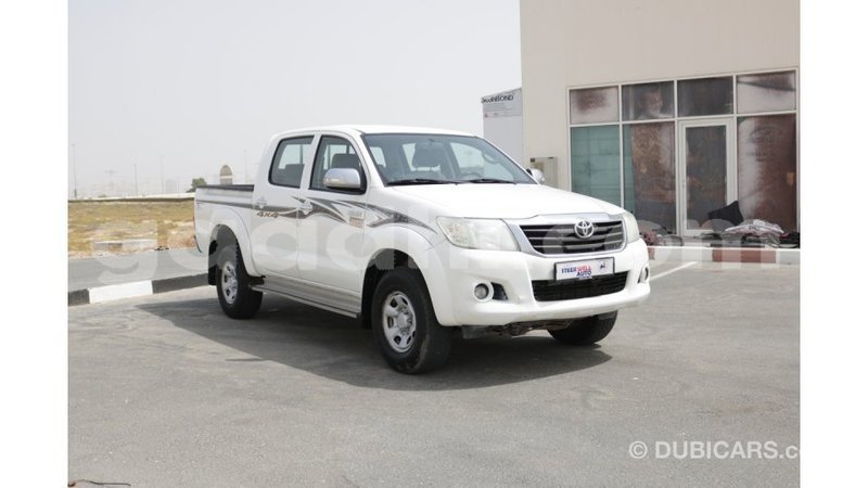 Big with watermark toyota hilux somalia import dubai 2788