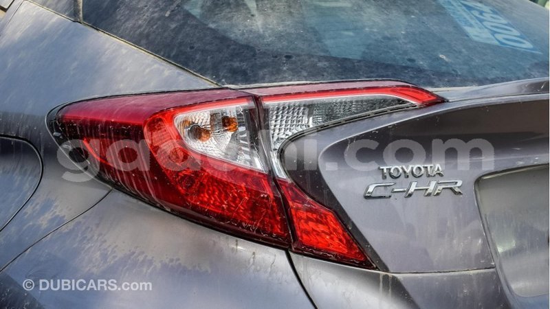 Big with watermark toyota c hr somalia import dubai 2793