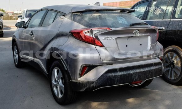 اشتري Imported Toyota C-HR آخر سيارة في Import - Dubai في الصومال اشتري Imported Toyota C-HR آخر سيارة في Import - Dubai في الصومال