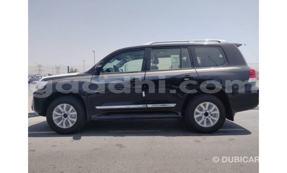 اشتري Imported Toyota Land Cruiser أسود سيارة في Import - Dubai في الصومال اشتري Imported Toyota Land Cruiser أسود سيارة في Import - Dubai في الصومال