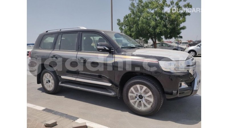 Big with watermark toyota land cruiser somalia import dubai 2795