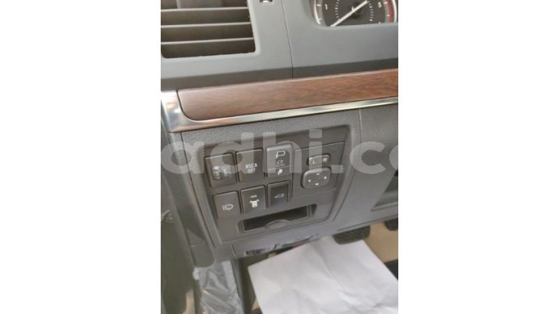 Big with watermark toyota land cruiser somalia import dubai 2796