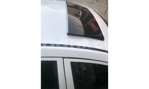 Imported Geely Emgrand 7 White Makiinaa iti Import - Dubai keessatti Somalia keessatti Imported Geely Emgrand 7 White Makiinaa iti Import - Dubai keessatti Somalia keessatti