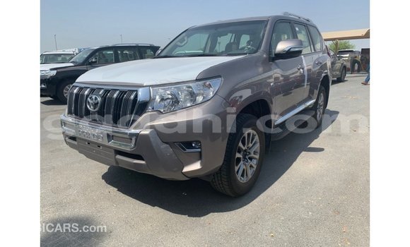 Imported Toyota Prado Brown Makiinaa iti Import - Dubai keessatti Somalia keessatti Imported Toyota Prado Brown Makiinaa iti Import - Dubai keessatti Somalia keessatti