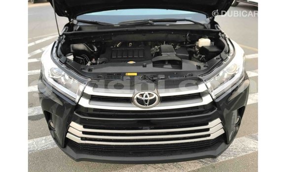 اشتري Imported Toyota Highlander أسود سيارة في Import - Dubai في الصومال اشتري Imported Toyota Highlander أسود سيارة في Import - Dubai في الصومال
