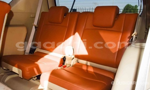 اشتري Imported Toyota Prado أبيض سيارة في Import - Dubai في الصومال اشتري Imported Toyota Prado أبيض سيارة في Import - Dubai في الصومال