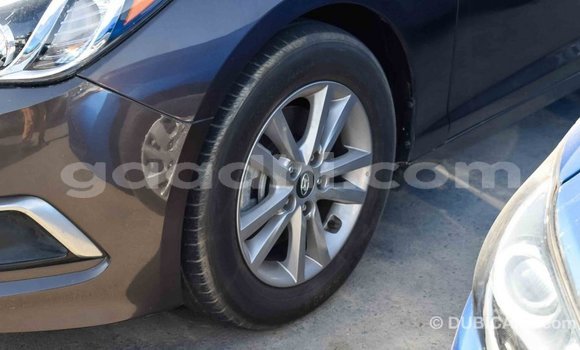 Imported Hyundai Sonata Brown Makiinaa iti Import - Dubai keessatti Somalia keessatti Imported Hyundai Sonata Brown Makiinaa iti Import - Dubai keessatti Somalia keessatti