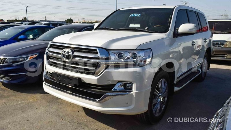 Big with watermark toyota land cruiser somalia import dubai 2815