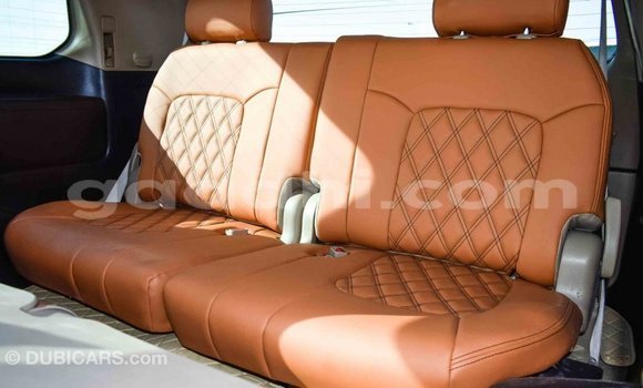 اشتري Imported Toyota Land Cruiser أبيض سيارة في Import - Dubai في الصومال اشتري Imported Toyota Land Cruiser أبيض سيارة في Import - Dubai في الصومال