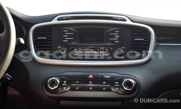 Imported Kia Sorento Black Makiinaa iti Import - Dubai keessatti Somalia keessatti Imported Kia Sorento Black Makiinaa iti Import - Dubai keessatti Somalia keessatti