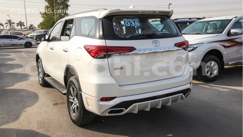 Big with watermark toyota fortuner somalia import dubai 2818