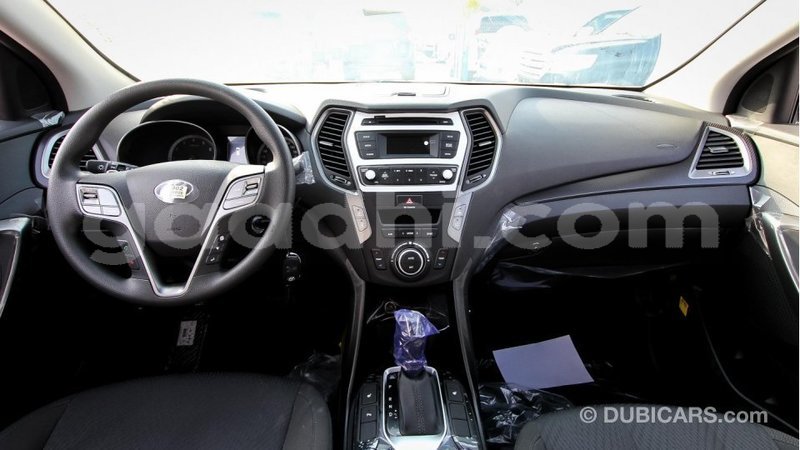 Big with watermark hyundai santa fe somalia import dubai 2819