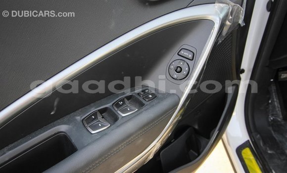 Imported Hyundai Santa Fe White Makiinaa iti Import - Dubai keessatti Somalia keessatti Imported Hyundai Santa Fe White Makiinaa iti Import - Dubai keessatti Somalia keessatti