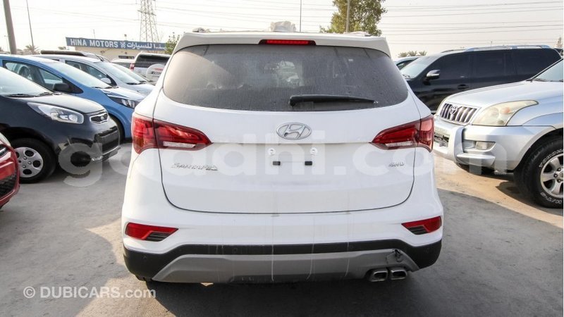 Big with watermark hyundai santa fe somalia import dubai 2819