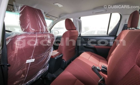 اشتري Imported Toyota Hilux آخر سيارة في Import - Dubai في الصومال اشتري Imported Toyota Hilux آخر سيارة في Import - Dubai في الصومال