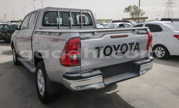اشتري Imported Toyota Hilux آخر سيارة في Import - Dubai في الصومال اشتري Imported Toyota Hilux آخر سيارة في Import - Dubai في الصومال