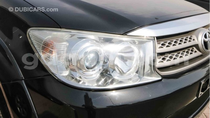 Big with watermark toyota fortuner somalia import dubai 2821