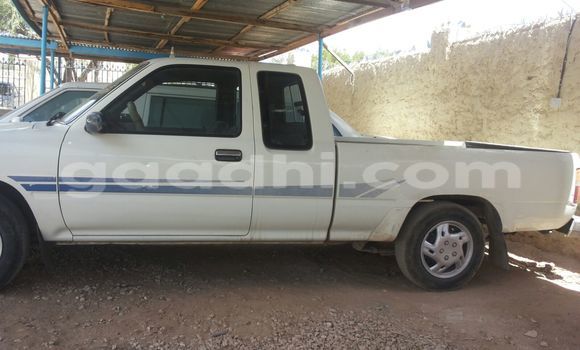 ይግዙ ያገለገለ Toyota Pickup ነጭ መኪና በ ሞቃዲሾ በ ሶማሊያ ይግዙ ያገለገለ Toyota Pickup ነጭ መኪና በ ሞቃዲሾ በ ሶማሊያ