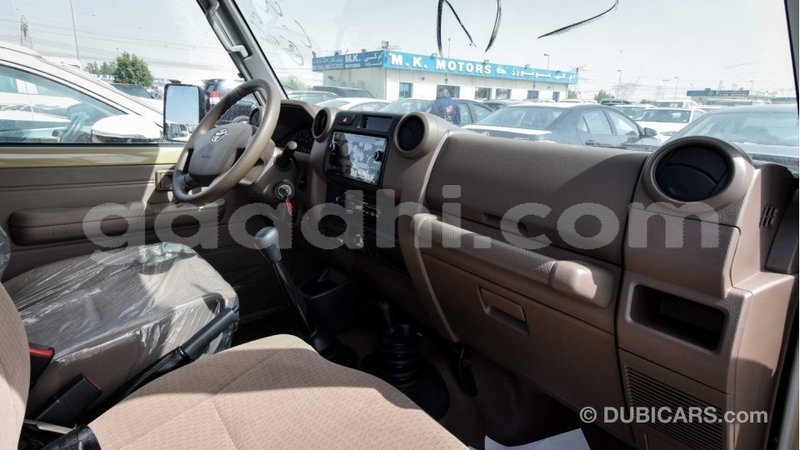 Big with watermark toyota land cruiser somalia import dubai 2826