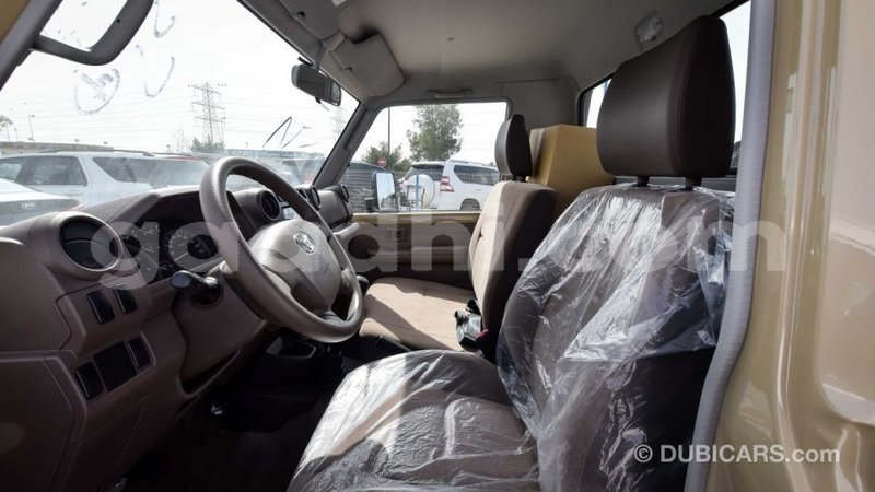 Big with watermark toyota land cruiser somalia import dubai 2826