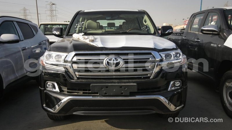 Big with watermark toyota land cruiser somalia import dubai 2828