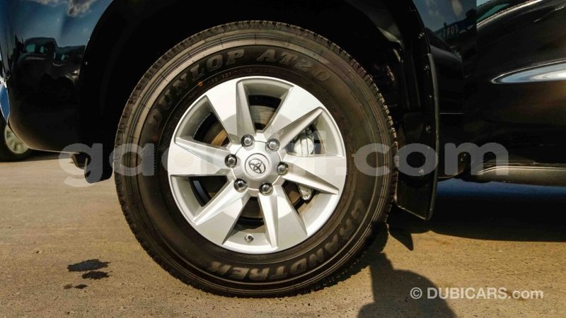 Big with watermark toyota prado somalia import dubai 2836