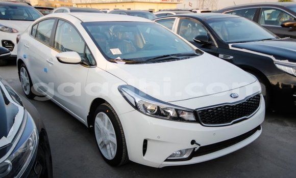 Imported Kia Cerato White Makiinaa iti Import - Dubai keessatti Somalia keessatti Imported Kia Cerato White Makiinaa iti Import - Dubai keessatti Somalia keessatti