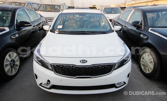 Imported Kia Cerato White Makiinaa iti Import - Dubai keessatti Somalia keessatti Imported Kia Cerato White Makiinaa iti Import - Dubai keessatti Somalia keessatti