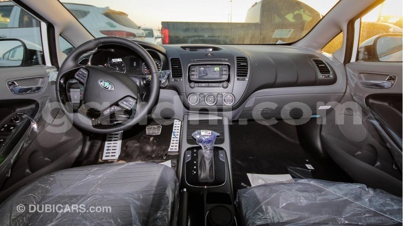 Big with watermark kia cerato somalia import dubai 2840