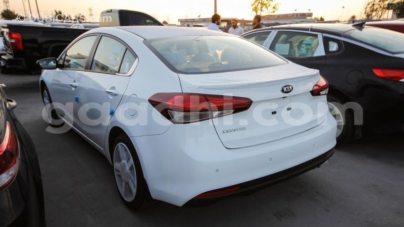 Big with watermark kia cerato somalia import dubai 2840