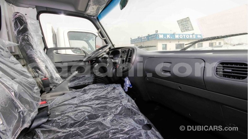 Big with watermark hyundai accent somalia import dubai 2844