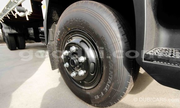 Imported Hyundai Accent White Makiinaa iti Import - Dubai keessatti Somalia keessatti Imported Hyundai Accent White Makiinaa iti Import - Dubai keessatti Somalia keessatti