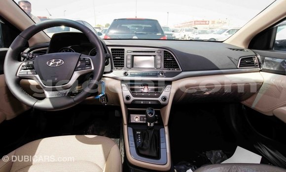 اشتري Imported Hyundai Elantra أبيض سيارة في Import - Dubai في الصومال اشتري Imported Hyundai Elantra أبيض سيارة في Import - Dubai في الصومال