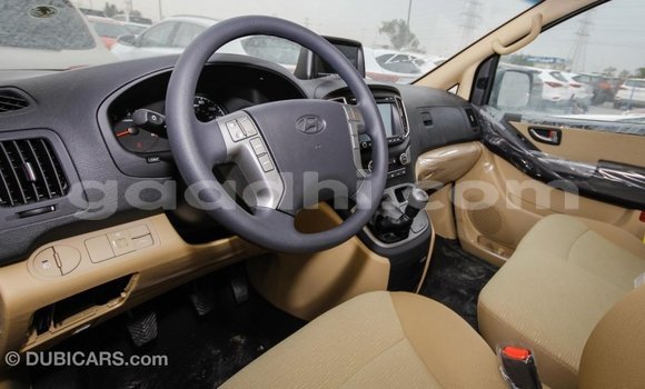 اشتري Imported Hyundai Accent أبيض سيارة في Import - Dubai في الصومال اشتري Imported Hyundai Accent أبيض سيارة في Import - Dubai في الصومال