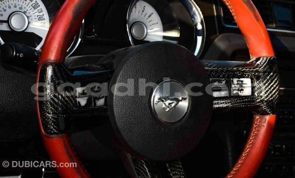 Imported Ford Mustang Red Makiinaa iti Import - Dubai keessatti Somalia keessatti Imported Ford Mustang Red Makiinaa iti Import - Dubai keessatti Somalia keessatti